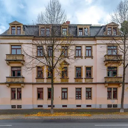 Gemuetliche Barrierefreie Dachgeschosswohnung 公寓 *