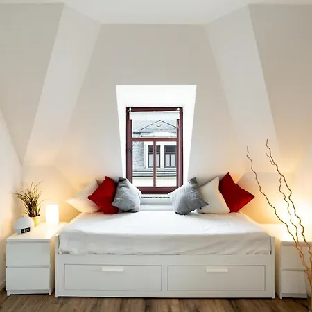 Gemuetliche Barrierefreie Dachgeschosswohnung شقة