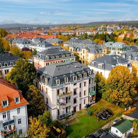 Gemuetliche Barrierefreie Dachgeschosswohnung Apartmán Drážďany