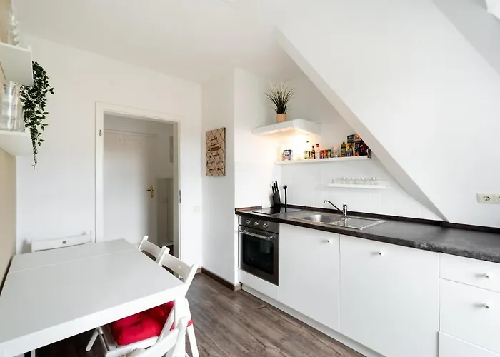 Gemuetliche Barrierefreie Dachgeschosswohnung Drážďany